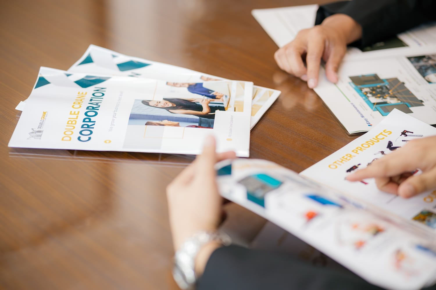 dcc-brochure